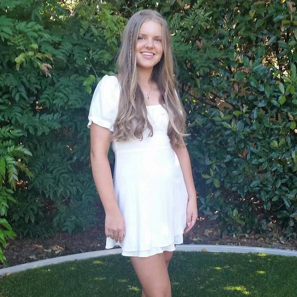 Meet your Posher, Kiera - Picture 1 of 1